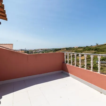 Holiday home S. Jorge W/private Pool - 5min Carvoeira