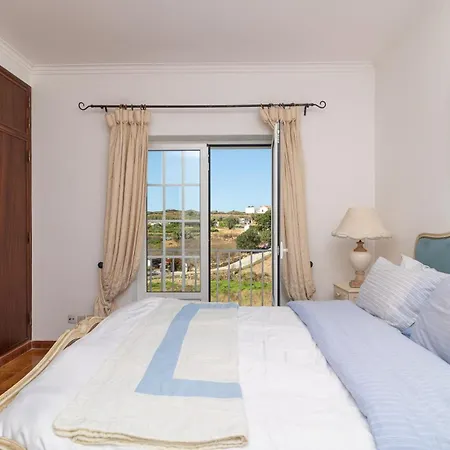 Holiday home S. Jorge W/private Pool - 5min Carvoeira